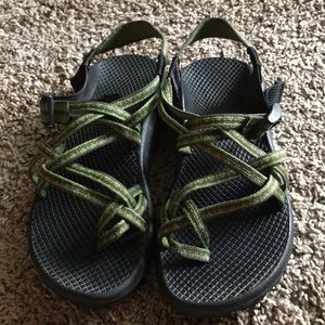 Size 6 chacos